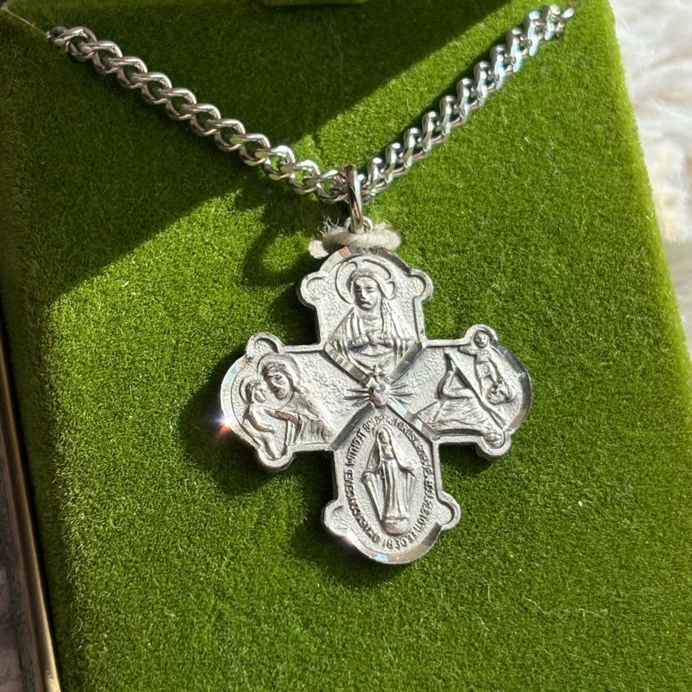 I Am A Catholic 4 Way Sterling Silver Medal 24 Inch Endless Chain